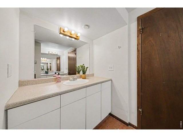 2126 Genoa Ct, Loveland, CO 80538