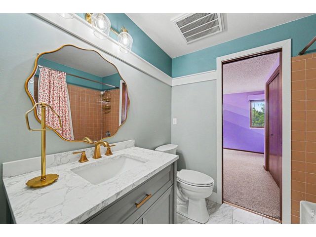 2126 Genoa Ct, Loveland, CO 80538