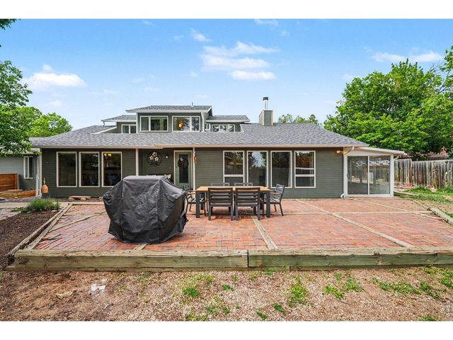 2126 Genoa Ct, Loveland, CO 80538