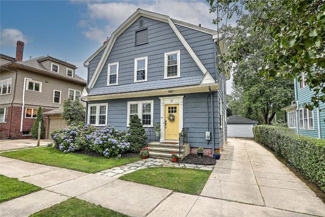 31 Clarendon Avenue, Providence, RI 02906