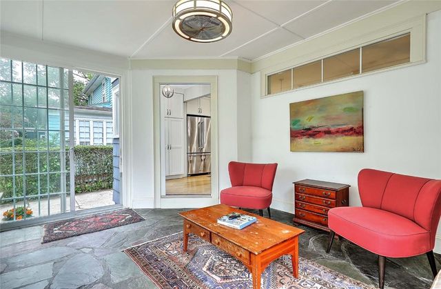 31 Clarendon Avenue, Providence, RI 02906