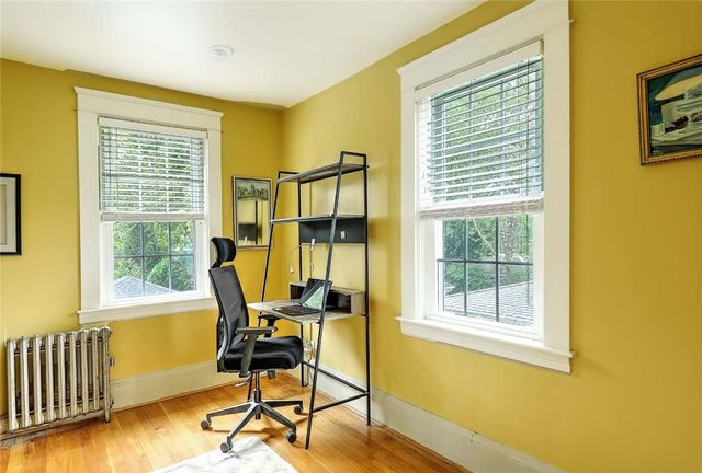 31 Clarendon Avenue, Providence, RI 02906