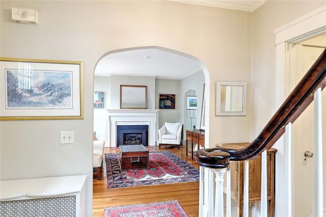 31 Clarendon Avenue, Providence, RI 02906