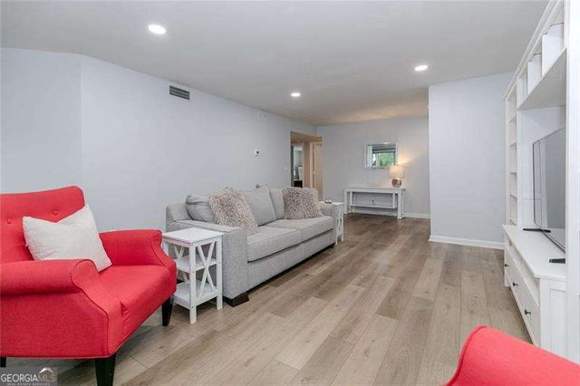 3058 Westwood Way, Alpharetta, GA 30004