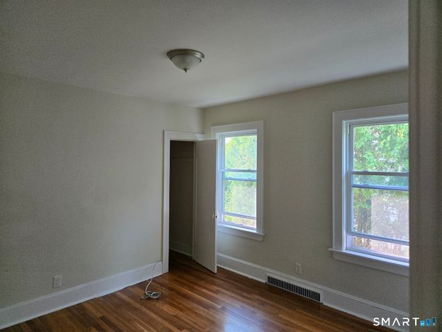 921 Cooke Street, Waterbury, CT 06704