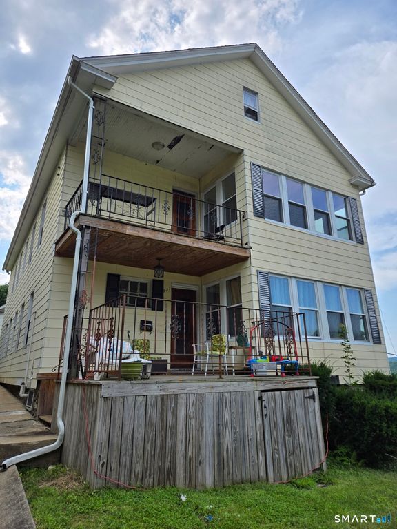 921 Cooke Street, Waterbury, CT 06704