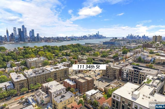 111 34th Street, Union City, NJ 07087