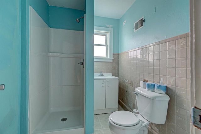 224 E SCOTT STREET, Omro, WI 54963