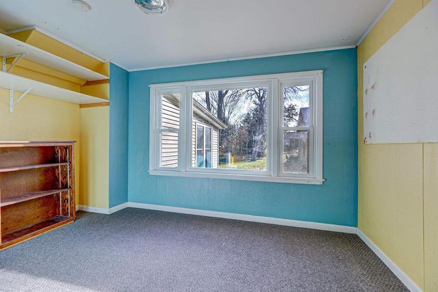 224 E SCOTT STREET, Omro, WI 54963