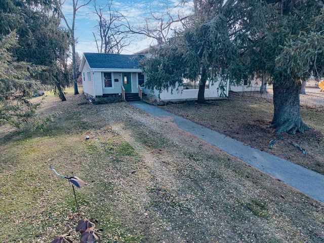 224 E SCOTT STREET, Omro, WI 54963