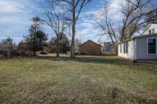 224 E SCOTT STREET, Omro, WI 54963