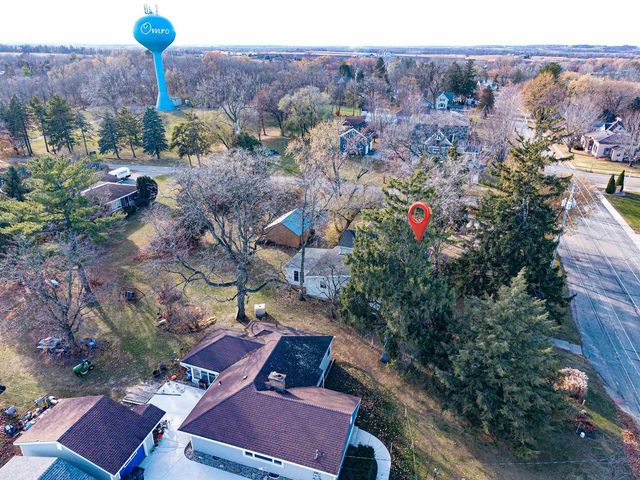 224 E SCOTT STREET, Omro, WI 54963