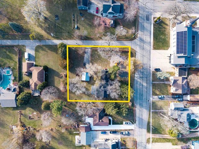 224 E SCOTT STREET, Omro, WI 54963