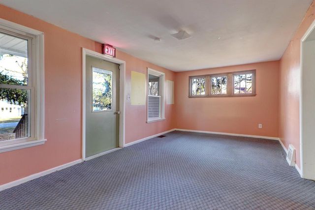 224 E SCOTT STREET, Omro, WI 54963