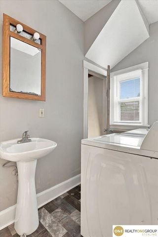 4809 N 24th Street, Omaha, NE 68110