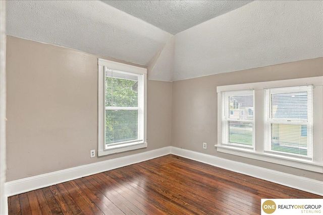 4809 N 24th Street, Omaha, NE 68110