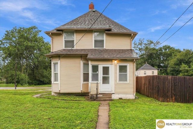 4809 N 24th Street, Omaha, NE 68110