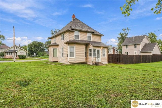 4809 N 24th Street, Omaha, NE 68110