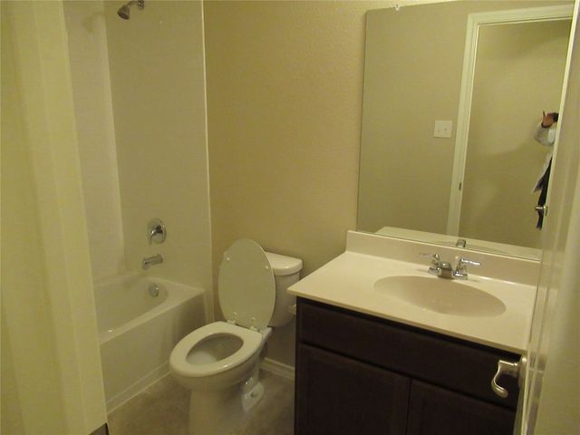 2301 Carrier Drive, Fate, TX 75189