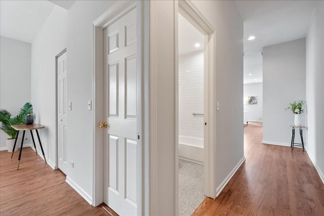 217 S BELL Avenue 2, Chicago, IL 60612