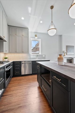 217 S BELL Avenue 2, Chicago, IL 60612