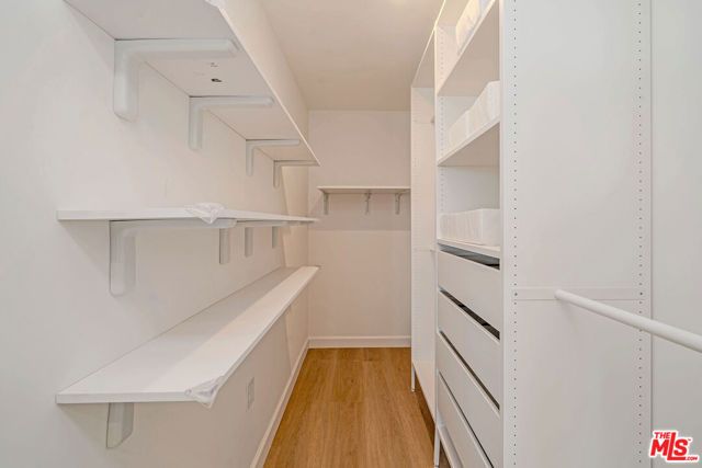 321 Oxford Avenue PH6, Los Angeles, CA 90020