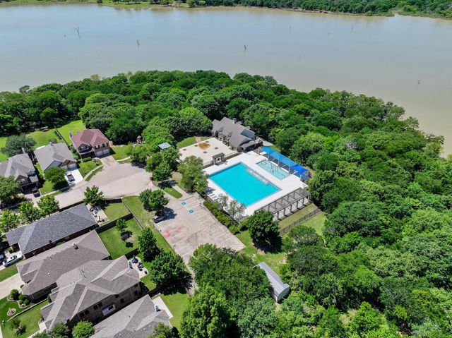 1213 Lake Worth Trail, Little Elm, TX 75068