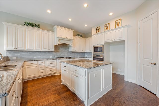 14062 Dunsmore Landing Drive, Houston, TX 77059