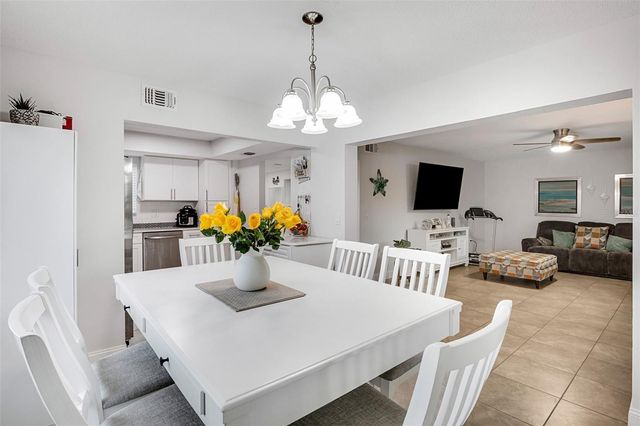 1825 UNIVERSITY PLACE 145, Sarasota, FL 34235