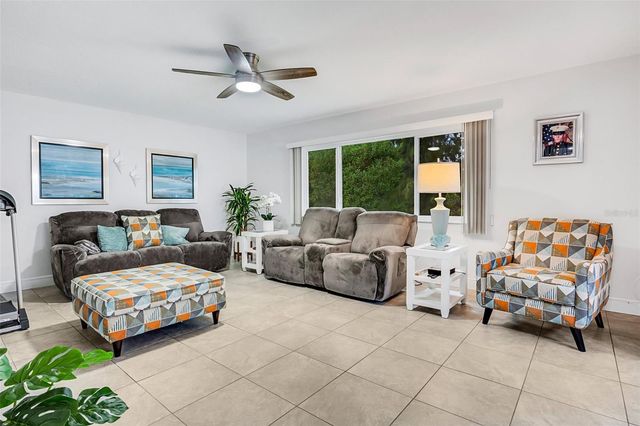 1825 UNIVERSITY PLACE 145, Sarasota, FL 34235