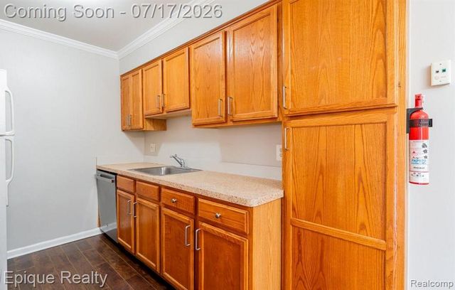 44467 Savery Drive 117, Canton, MI 48187