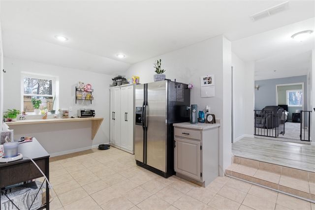 2428 Edgewood Drive, Kalamazoo, MI 49008