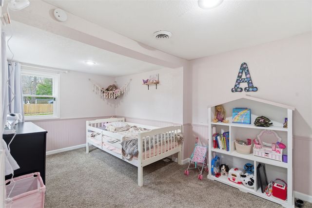 2428 Edgewood Drive, Kalamazoo, MI 49008