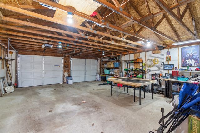 2428 Edgewood Drive, Kalamazoo, MI 49008