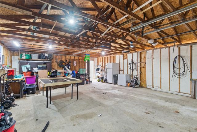 2428 Edgewood Drive, Kalamazoo, MI 49008