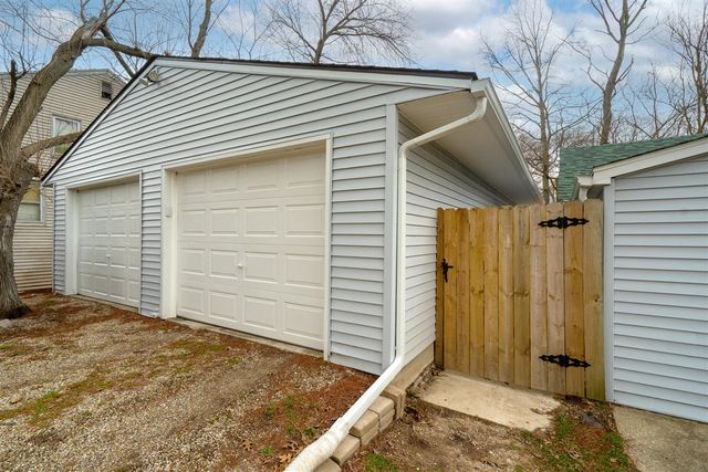 2428 Edgewood Drive, Kalamazoo, MI 49008