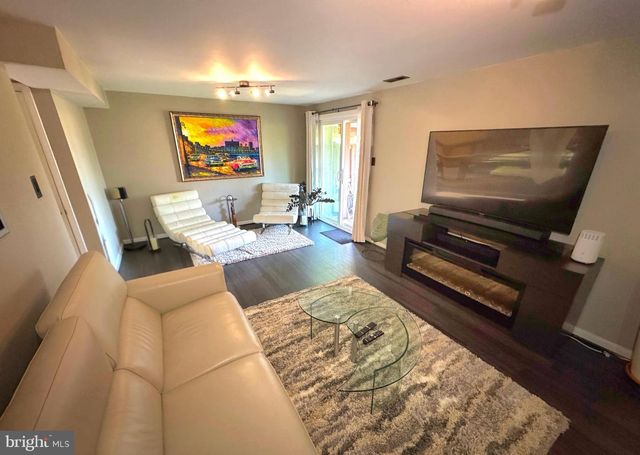 15011 LAURELAND PL, Laurel, MD 20707