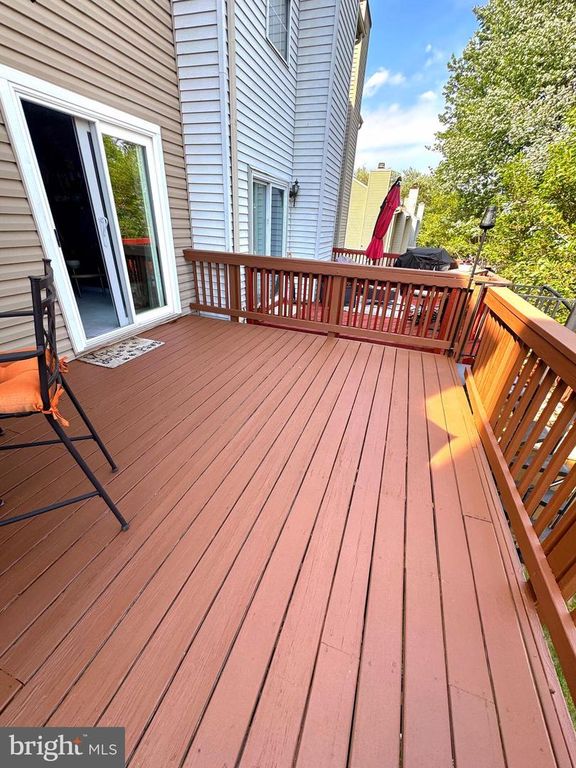 Image 18 of property listing at 15011 LAURELAND PL, Laurel, MD 20707