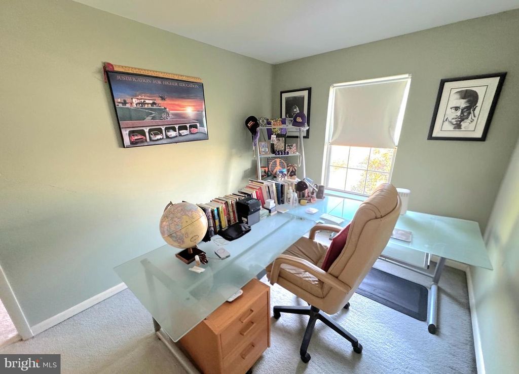 Image 25 of property listing at 15011 LAURELAND PL, Laurel, MD 20707