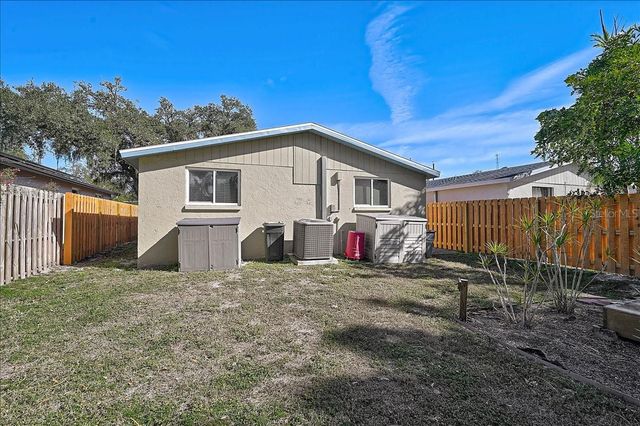 4514 S LOCKWOOD RIDGE ROAD, Sarasota, FL 34231