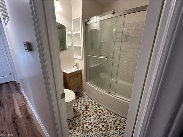 2655 Shieldale Drive, Winston-salem, NC 27107