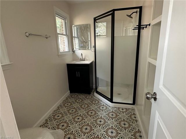 2655 Shieldale Drive, Winston-salem, NC 27107