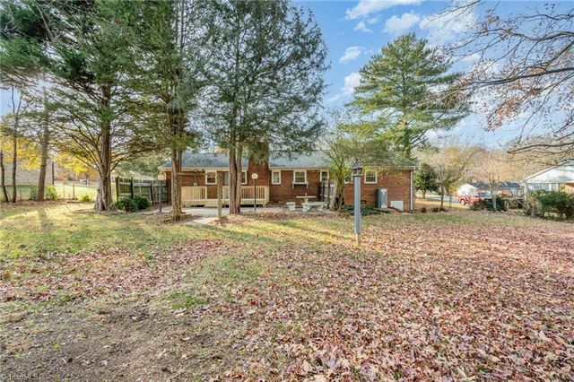 2655 Shieldale Drive, Winston-salem, NC 27107