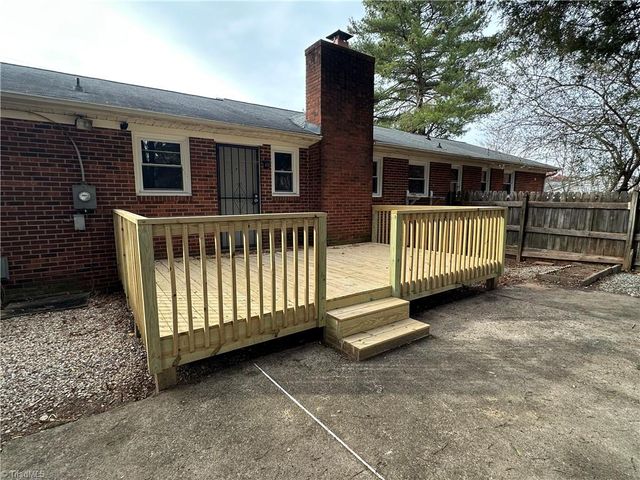 2655 Shieldale Drive, Winston-salem, NC 27107