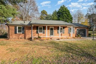 2655 Shieldale Drive, Winston-salem, NC 27107