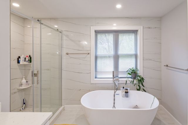 615 Norfolk St, Holliston, MA 01746