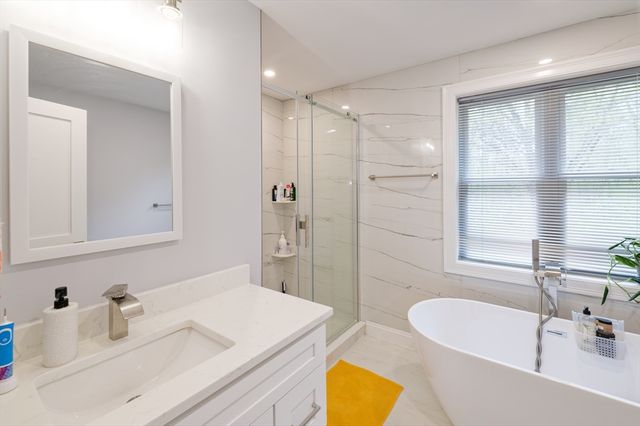 615 Norfolk St, Holliston, MA 01746