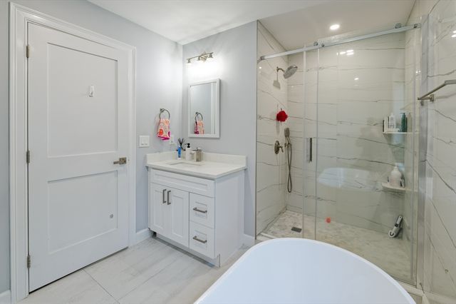 615 Norfolk St, Holliston, MA 01746
