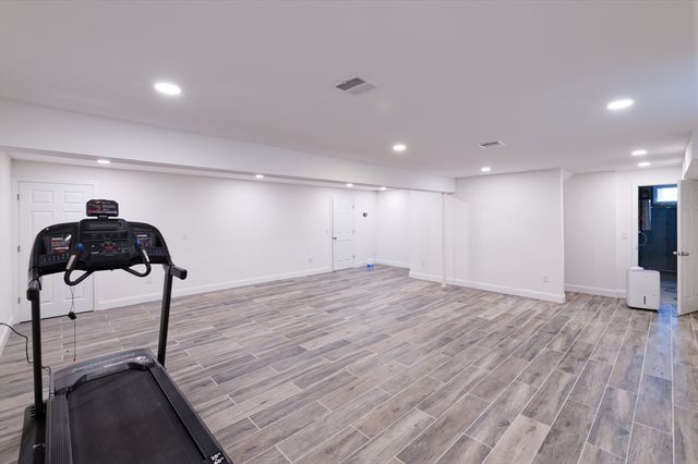615 Norfolk St, Holliston, MA 01746