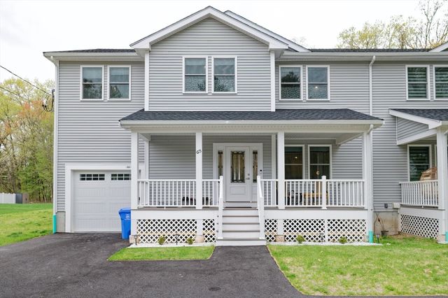 615 Norfolk St, Holliston, MA 01746